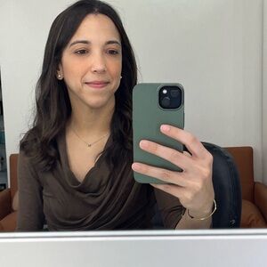 Meet your Posher, Cecilia